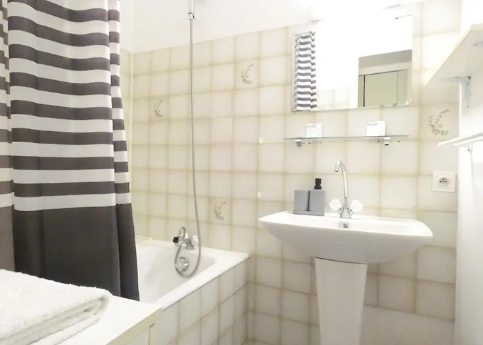 Marechal Joffre Near Train Station *